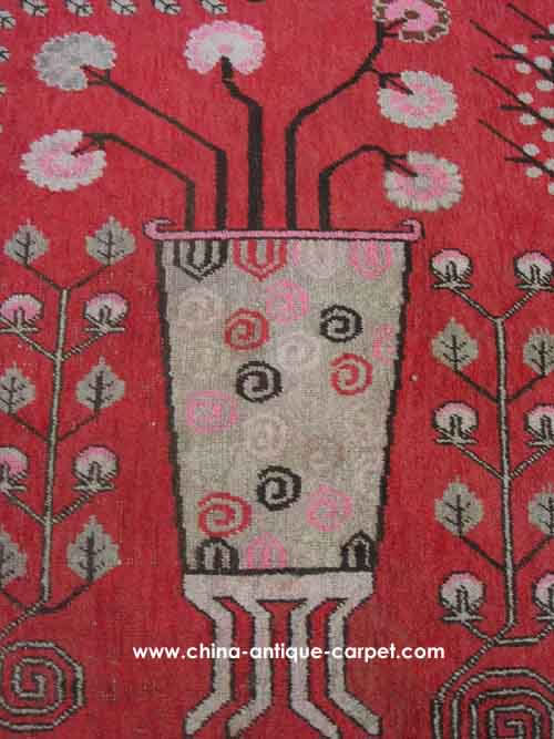 xinjiang antique rug