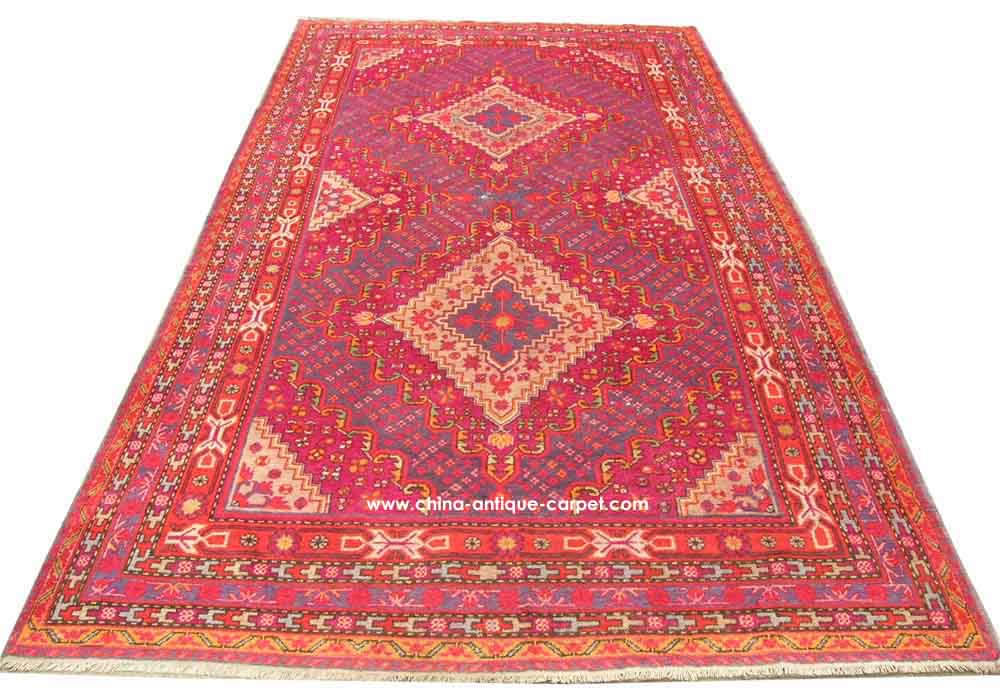 xinjiang antique rug