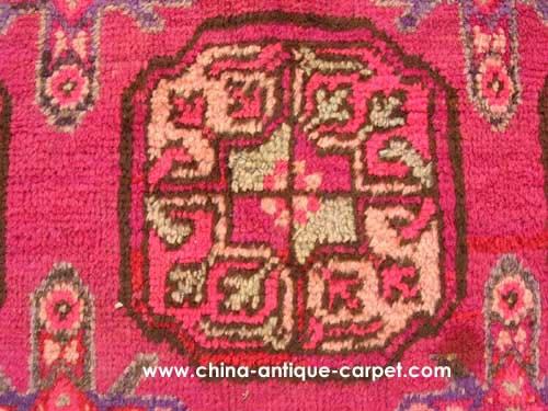 xinjiang antique rug