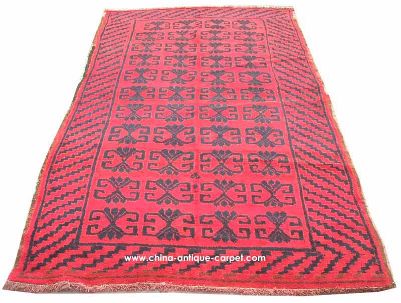 xinjiang antique rug