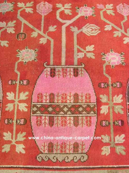 xinjiang antique rug