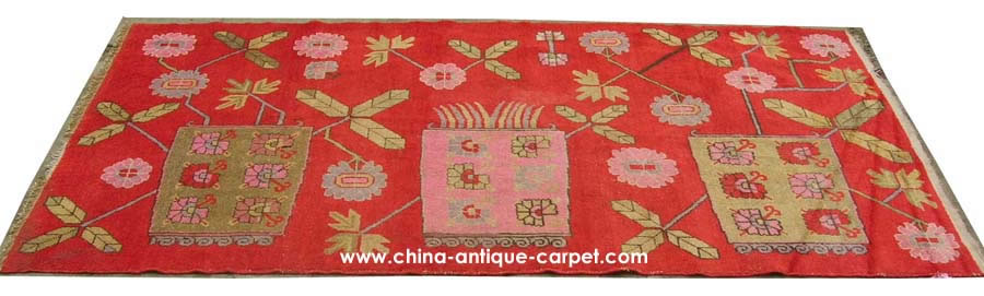 xinjiang antique rug